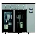 WEINAUSSCHANK AUTOMAT MIT GLAS UND STICKSTOFF - Mod VINO 4 - Plug & Play - Struktur aus Edelstahl AISI 304 - Kapazität: 4 Flaschen in einer Linie angeordnet, zwei Fächer mit jeweils 2 Flaschen - Stromversorgung 220/240V/1/50 Hz - Produktmaße (BxTxH) cm 65