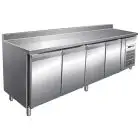 KÜHLTISCH MIT AUFKANTUNG AUS EDELSTAHL AISI 304 - UMLUFTKÜHLUNG - Mod. G-GN4200TN - GASTRONORM 1/1 (53 x 32,5 cm) - 4 TÜREN - Bruttokapazität: 553 Liter - TEMPERATUR: -2°/+8°C - Abmessungen in cm. (B x T x H): 223 x 70 x 96 - EG-Norm