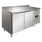 Kühltisch mit Aufkantung - Edelstahl AISI 304 - für Konditoreien - Umluftkühlung - Mod PXF2200TN - 2 Türen - Nutzvolumen: 428 Liter - Temperaturberereich: +2°/+8°C - Produktmaße (B x T x H): 151 x 80 x 96