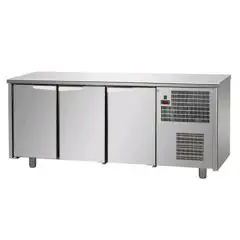 KÜHLTISCH AUS EDELSTAHL AISI 304 - Mod. UG03M60 - UMLUFTKÜHLUNG - 3 TÜREN - TEMPERATUR 0°/+10°C - Abmessungen in cm (B x T x H): 191 x 60 x 85/92 -CE-Kennzeichnung