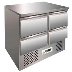 SALADETTE UND KÜHLTISCH AUS EDELSTAHL AISI 304 - Mod. G-S901-4D - STATISCHE KÜHLUNG - 4 SCHUBLADEN - TEMPERATUR: +2°/+8°C - Abmessungen in cm. (B x T x H): 90 x 70 x 85 - EG-Norm