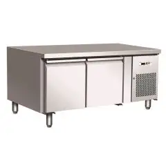 KÜHLTISCH AUS EDELSTAHL AISI 304 - UMLUFTKÜHLUNG - HöHE 65 cm - Mod. G-UGN2100TN - GASTRONORM 1/1 (53 x 32,5 cm) - 2 TÜREN - Bruttokapazität: 170 Liter - TEMPERATUR: -2°/+8°C - Abmessungen in cm. (B x T x H): 136 x 70 x 65 - EG-Norm