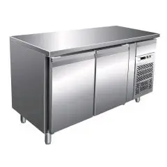 KÜHLTISCH AUS EDELSTAHL AISI 304 - FÜR SNACKS - UMLUFTKÜHLUNG - Mod. G-SNACK2100TN - 2 TÜREN - Bruttokapazität: 228 Liter - TEMPERATUR: -2°/+8°C - Abmessungen in cm. (B x T x H): 136 x 60 x 86 - EG-Norm