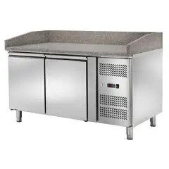 PIZZAKÜHLTISCH AUS EDELSTAHL - FÜR PIZZABEHÄLTER  cm 60 x 40 x 7 - UMLUFTKÜHLUNG - Mod. CM2602TN - 2 GEKÜHLTE TÜREN - TEMPERATUR -2°/+8°C - Abmessungen in cm (B x T x H): 151 x 80 x 105 - EG-NORM