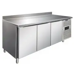 Kühltisch mit Aufkantung - Edelstahl AISI 304 - Umluftkühlung - Mod CXF3200TN - Gastronorm 1/1 (53 x 32,5 cm) - 3 Türen - Nutzvolumen: 358 Liter - Temperaturberereich: -2°/+8°C - Produktmaße (B x T x H): 179,5 x 70 x 96