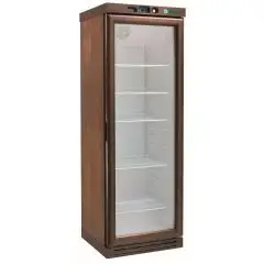 WEINKÜHLSCHRANK AUS HOLZ - Mod. KL2791F - STATISCHE KÜHLUNG - TEMPERATUR: +18°/+22°C - NUTZVOLUMEN: 310 Liter - Anschlusswerte Einphasig 230V/1/50Hz - Leistung: W 150 - Abmessungen in cm (B x T x H): 64 x 61 x 186 - Gewicht 130 kg