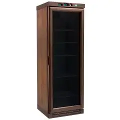 WEINKÜHLSCHRANK AUS HOLZ - Mod. KL2791 - STATISCHE KÜHLUNG - TEMPERATUR: +2°/+8°C - NUTZVOLUMEN: 310 Liter - Anschlusswerte Einphasig 230V/1/50Hz - Leistung: W 185 - Abmessungen in cm (B x T x H): 64 x 61 x 186 - Gewicht 130 kg