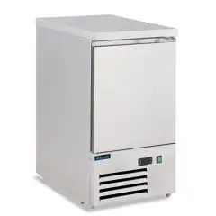 Gek&uuml;hlte Saladette Modell SALADETTE SF 401, Temperatur +2&deg;C / +8&deg;C, Bruttovolumen 109 Lt, Au&szlig;enma&szlig;e 435 x 700 x 870 mm.