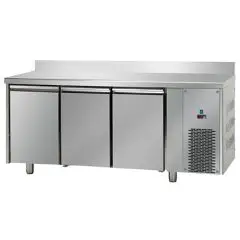 KÜHLTISCH MIT AUFKANTUNG AUS EDELSTAHL AISI 304 - UMLUFTKÜHLUNG - Mod. UG03MBTAL - GASTRONORM 1/1 - 3 TÜREN - TEMPERATUR -18°/-22°C - Abmessungen in cm (B x T x H): 187 x 71,5 x 95/102 -CE-Kennzeichnung