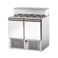 KÜHL-SALADETTE - Mod. SLV02VD - UMLUFTKÜHLUNG - GASTRONORM 1/1 (53x32,5 cm) -  2 GEKÜHLTE TÜREN - GERADE SCHEIBE - TEMPERATUR +4°/+6°C - Abmessungen in cm (B x T x H): 90 x 70 x 105,8 -CE-Kennzeichnung