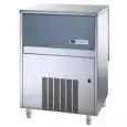 EISBEREITER FÜR GEPRESSTES KÖRNIGES EIS - Cod. TMU270 - EISWÜRFELPRODUKTION: bis zu 140 kg / 24 Stunden - LEISTUNGSAUFNAHME: 650 W - PRODUKTMASSE in cm (BxTxH): 73,8 x 69 x 85,15 - CE Norm