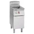 GAS-FRITTEUSE - LINIE MELTING - MOD. FG7117MT - MELTING-SYSTEM: ELEKTRONISCHE KONTROLLE DER TEMPERATUR UND PROGRAMMIERTE EIN- und AUSSCHALTZYKLEN - 1 FRITTIERBECKEN: 17 LITER ÖL - 1 NEUTRALER UNTERBAU MIT TÜR - PRODUKTMASSE IN CM (B x T x H): 40 X 70 X 90