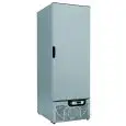 Kühlschrank - GASTRONORM GN 2/1 - Mod. KITCHEN 600 PX - Struktur aus Stahlblech AISI 430 - Fassungsvermögen: 600 Liter - Temperaturbereich: +2°/+10 °C - Produktmaße in cm (B x T x H): 67 x 87,8 x 194,5 - CE-Kennzeichnung