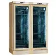 WEINKÜHLSCHRANK - Mod ENY 820 N NATURAL - STATISCH - TEMPERATUR °C +4/+18 - N. 2 GLASTÜREN - STRUKTUR AUS NATURHOLZ - BRUTTO-KAPAZITÄT Lt. 764 - NETTO-KAPAZITÄT Lt. 604 - LEISTUNG W 244 - STROMVERSORGUNG 220/50Hz EINPHASIG - PRODUKTMAßE (BxTxH) cm 131,5 x