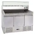 PIZZAKÜHLTISCH AUS EDELSTAHL AISI 201 - GASTRONORM 1/1 (cm 53 x 32,5) - STATISCHE KÜHLUNG - Mod. G-S903PZ33 FC - MIT KÜHLAUFSATZ - 3 KÜHLTÜREN - TEMPERATUR: +2°/+8°C - Abmessungen in cm (B x T x H): 140 x 70 x 145,5 - EG-NORM