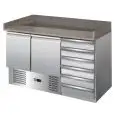 PIZZAKÜHLTISCH AUS EDELSTAHL AISI 201 - GASTRONORM 1/1(cm 53 x 32,5) - STATISCHE KÜHLUNG - Mod. G-S903PZCAS FC - 2 KÜHLTÜREN + 6 NEUTRALE SCHUBLADEN - TEMPERATUR: +2°/+8°C - Abmessungen in cm (B x T x H): 142 x 70 x 102 - EG-NORM