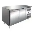 Kühltisch - Edelstahl AISI 201 - Umluftkühlung - Mod GN2100TN - Gastronorm 1/1 (53 x 32,5 cm) - 2 Türen - Nutzvolumen: 282 Liter - Temperaturberereich: +2°/+8°C - Produktmaße (B x T x H): 136 x 70 x 85