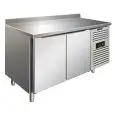 Kühltisch mit Aufkantung - Edelstahl AISI 304 - für Konditoreien - Umluftkühlung - Mod PXF2200TN - 2 Türen - Nutzvolumen: 428 Liter - Temperaturberereich: +2°/+8°C - Produktmaße (B x T x H): 151 x 80 x 96