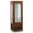 VERTIKALE KÜHLVITRINE FÜR KONDITOREI - MOD. SALOON 350 Q - MASSIVHOLZRAHMEN - Temp. °C +4/+10 - EINPHASIGE STROMVERSORGUNG - LEISTUNG W 600 - KAPAZITÄT: 350 LT - UMLUFTKÜHLUNG - ABM cm B 60,7 x T 66 x H 182,5 - GEWICHT KG 146