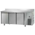 KÜHLTISCH MIT AUFKANTUNG AUS EDELSTAHL AISI 304 - UMLUFTKÜHLUNG - Mod. UG03MBTAL - GASTRONORM 1/1 - 3 TÜREN - TEMPERATUR -18°/-22°C - Abmessungen in cm (B x T x H): 187 x 71,5 x 95/102 -CE-Kennzeichnung