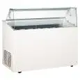 Eistheke - Mod. TOP 7 - Temperaturbereich: - 15 °C / -20 °C - Fassungsvermögen: 293 Liter - Produktmaße in cm (B x T x H): 135 x 67,3 x 117,5 - Gewicht: 99 kg - CE-Kennzeichnung